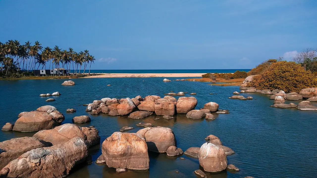 Komari Lagoon near Arugam Bay