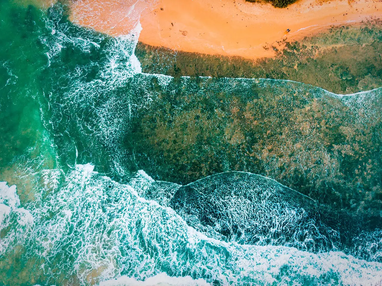 Waves on Hikkaduwa beach