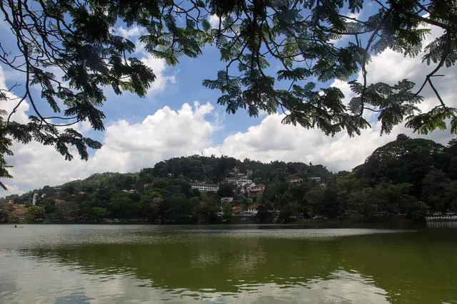 Kandy Lake