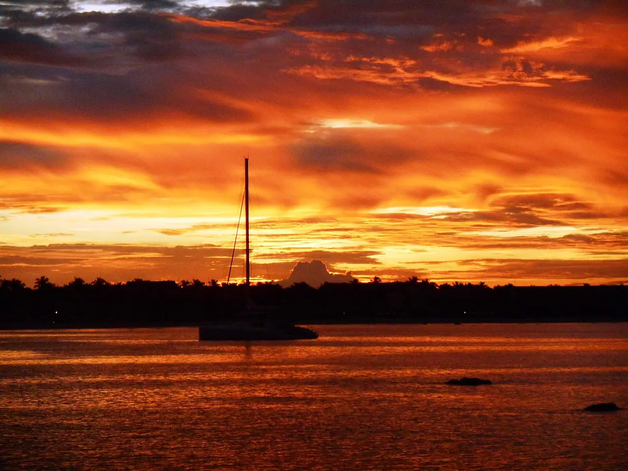 Sunset on Pasikudah beach