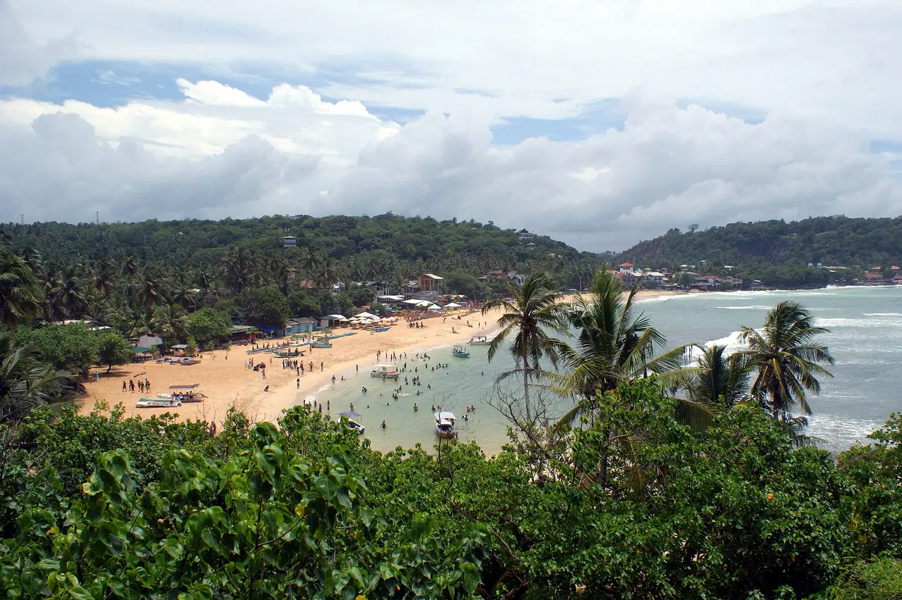 Unawatuna beach from above