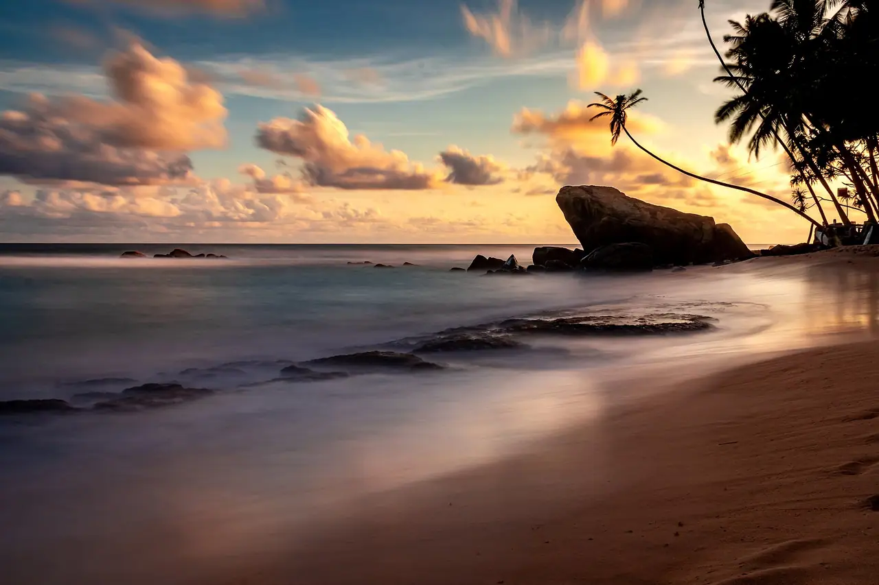 Wijaya beach near Unawatuna