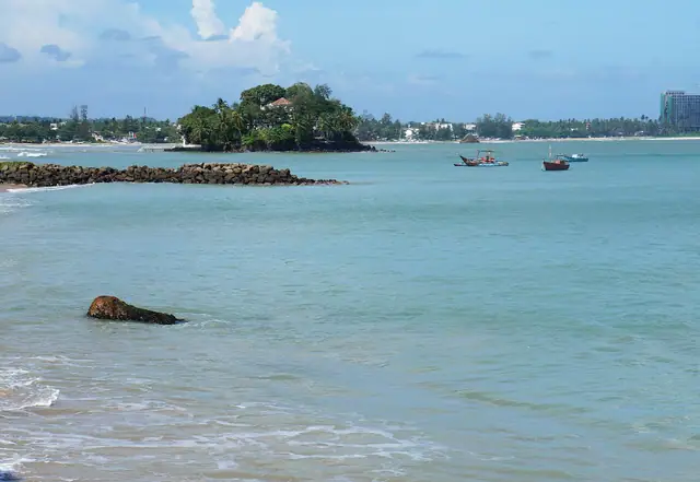 Weligama beach